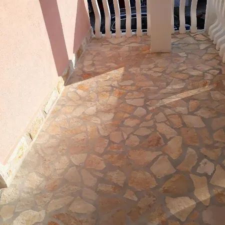 With A Parking Space - 16915 Vir